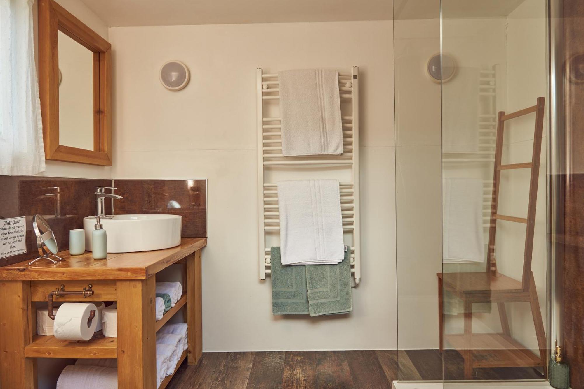 Tall Trees Glamping Baltonsborough 외부 사진